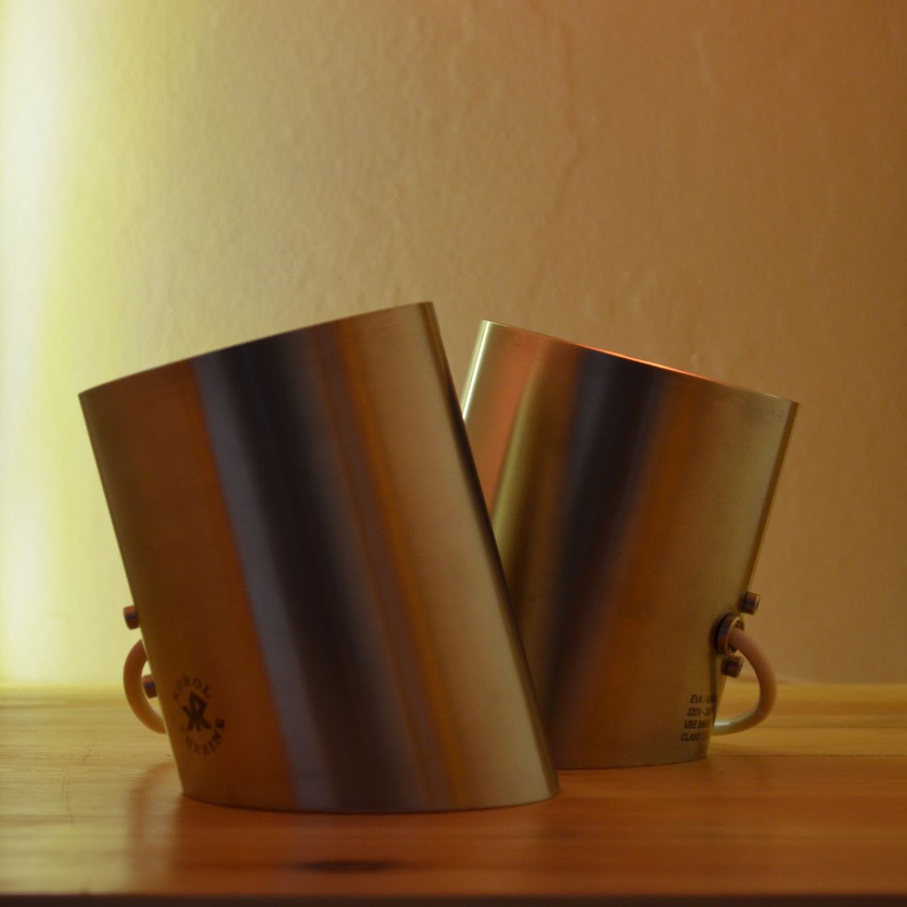 Luminaire pair with amber and red light